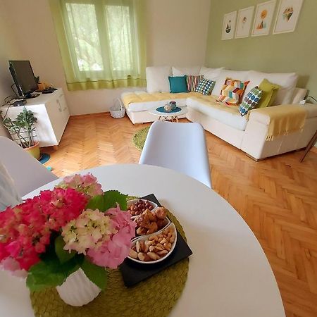 Apartments Iva Tivat Exterior foto